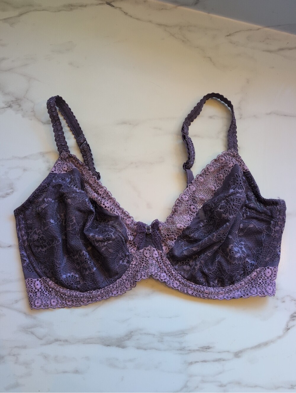 Wacoal Feminine Edge Lace Full Figure Underwire Bra 851122 Purple Lavender 38DD